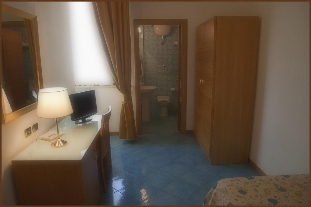 City Hotel Casoria Esterno foto