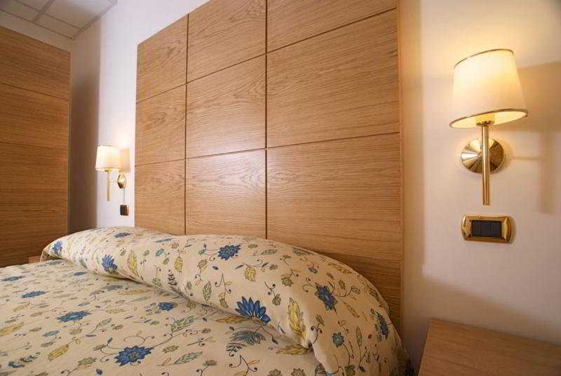 City Hotel Casoria Esterno foto
