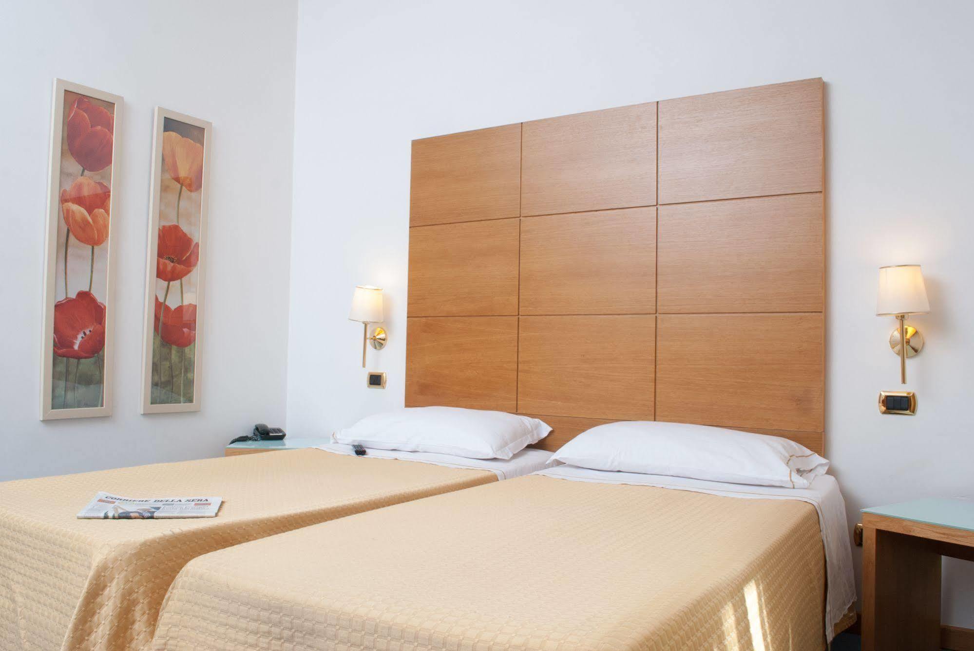 City Hotel Casoria Esterno foto